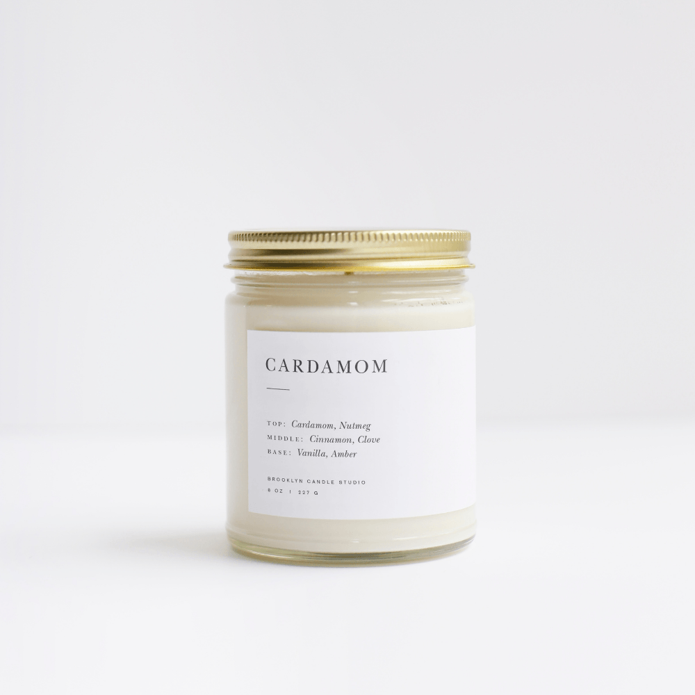 Brooklyn Candle Studio scented candle with lid Cardamon, hand-poured from 100% soy wax.