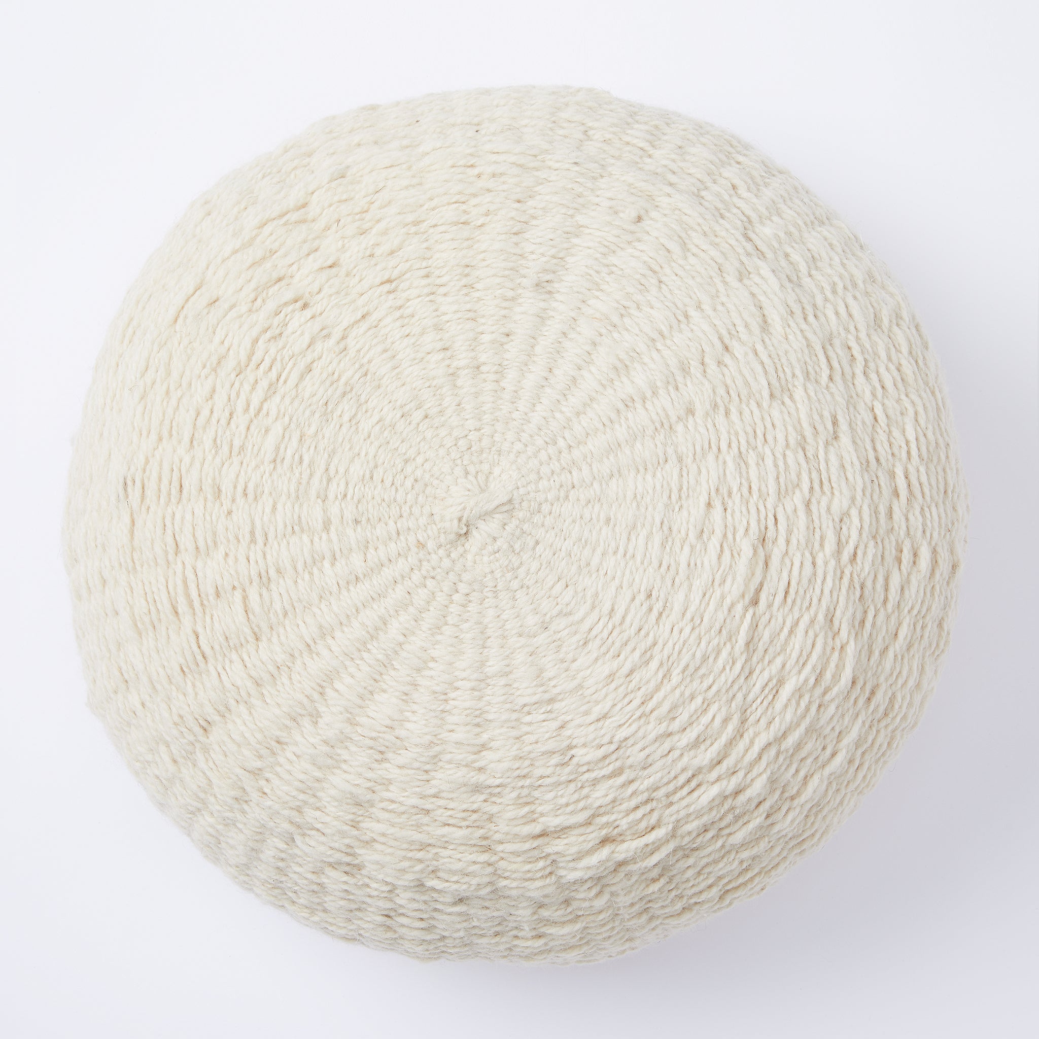 Hand-woven cushion "Salta" in natural white. 