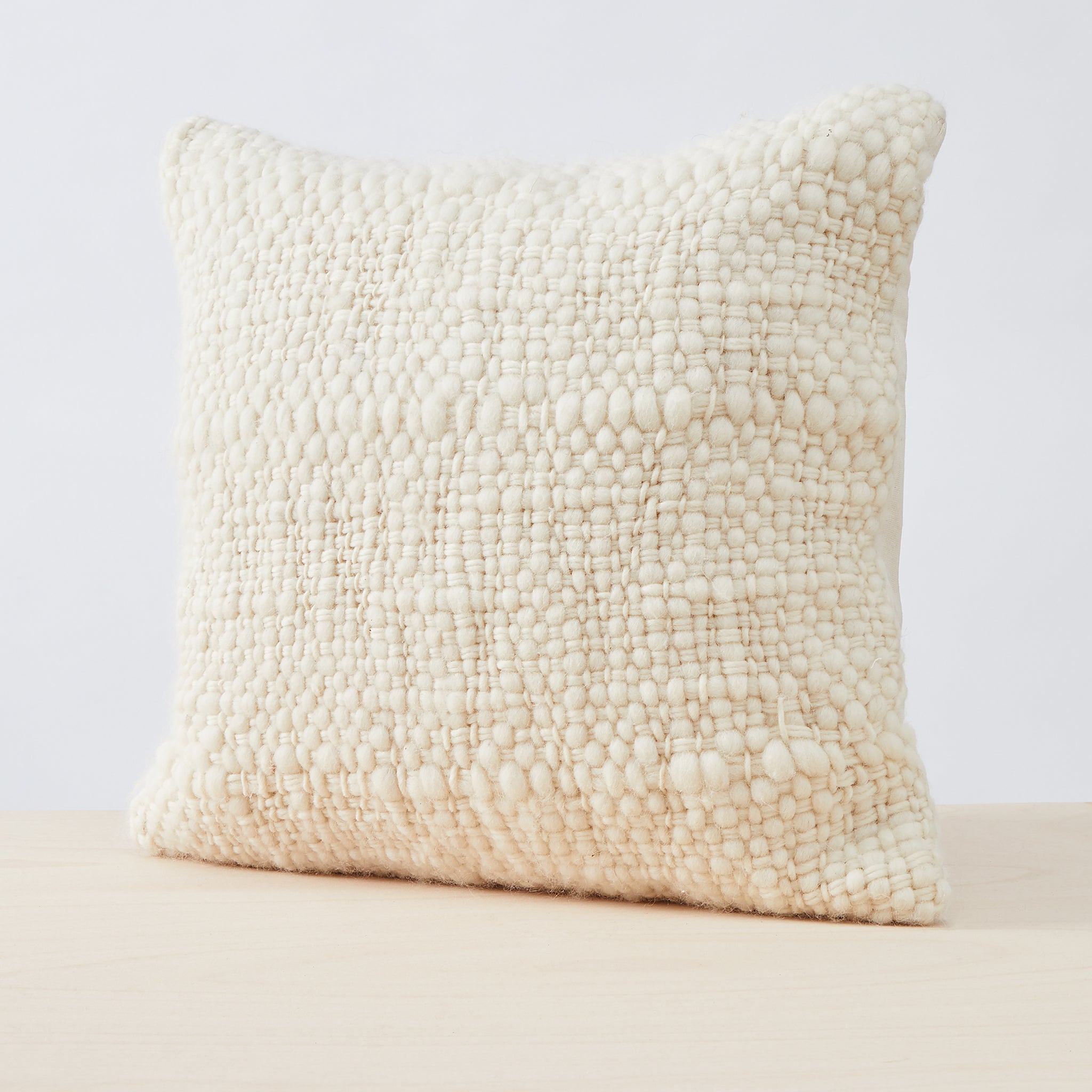 Cushion Sueno in natural white, 50x50cm