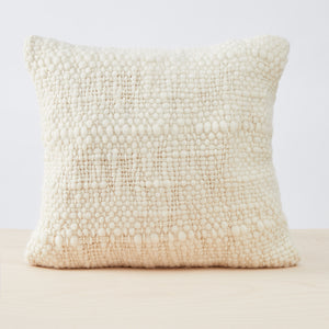 Cushion Sueno, natural white