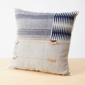 Hand woven cushion Jotsoma - By Native