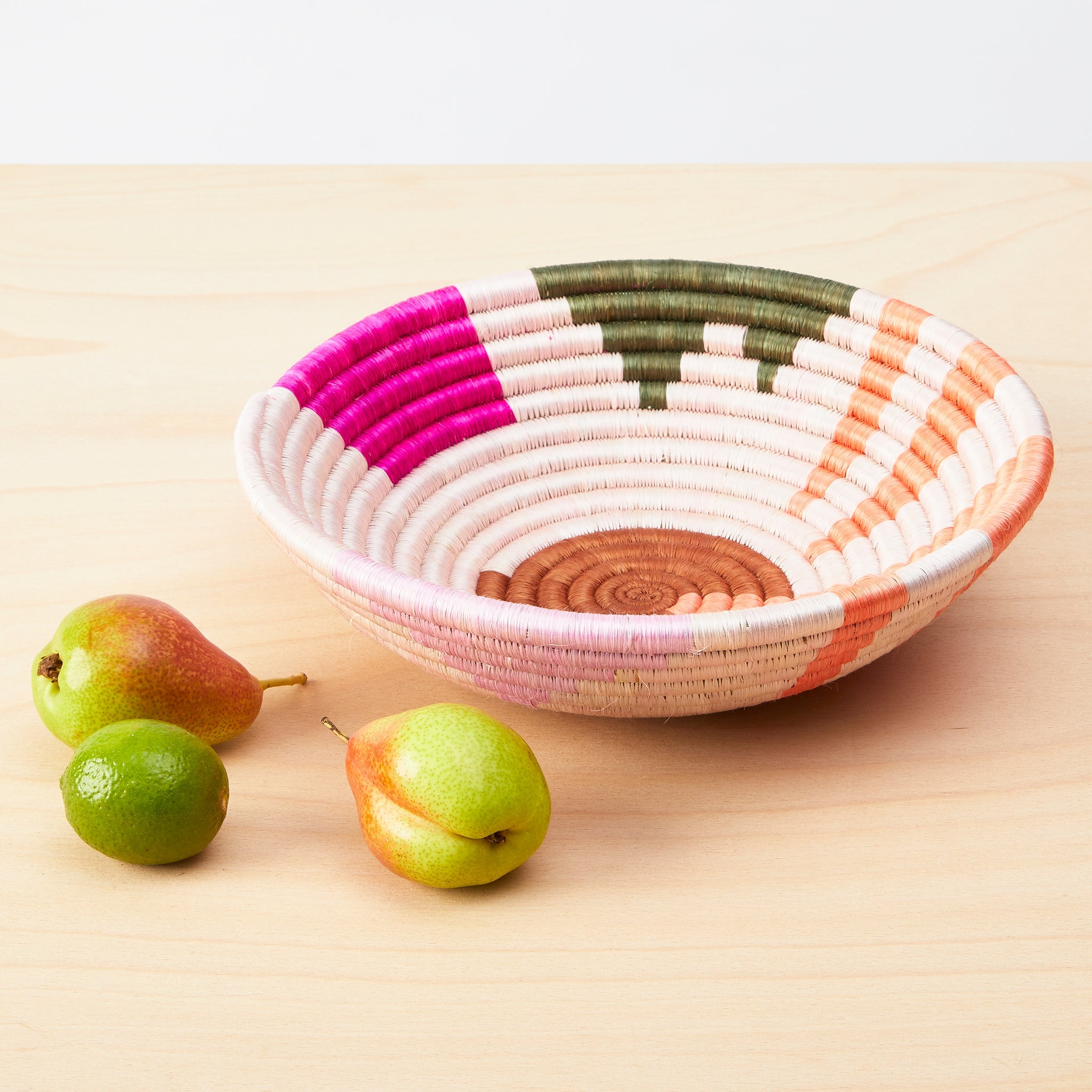 Wall plate and basket bowl Geo Pastel - By Native