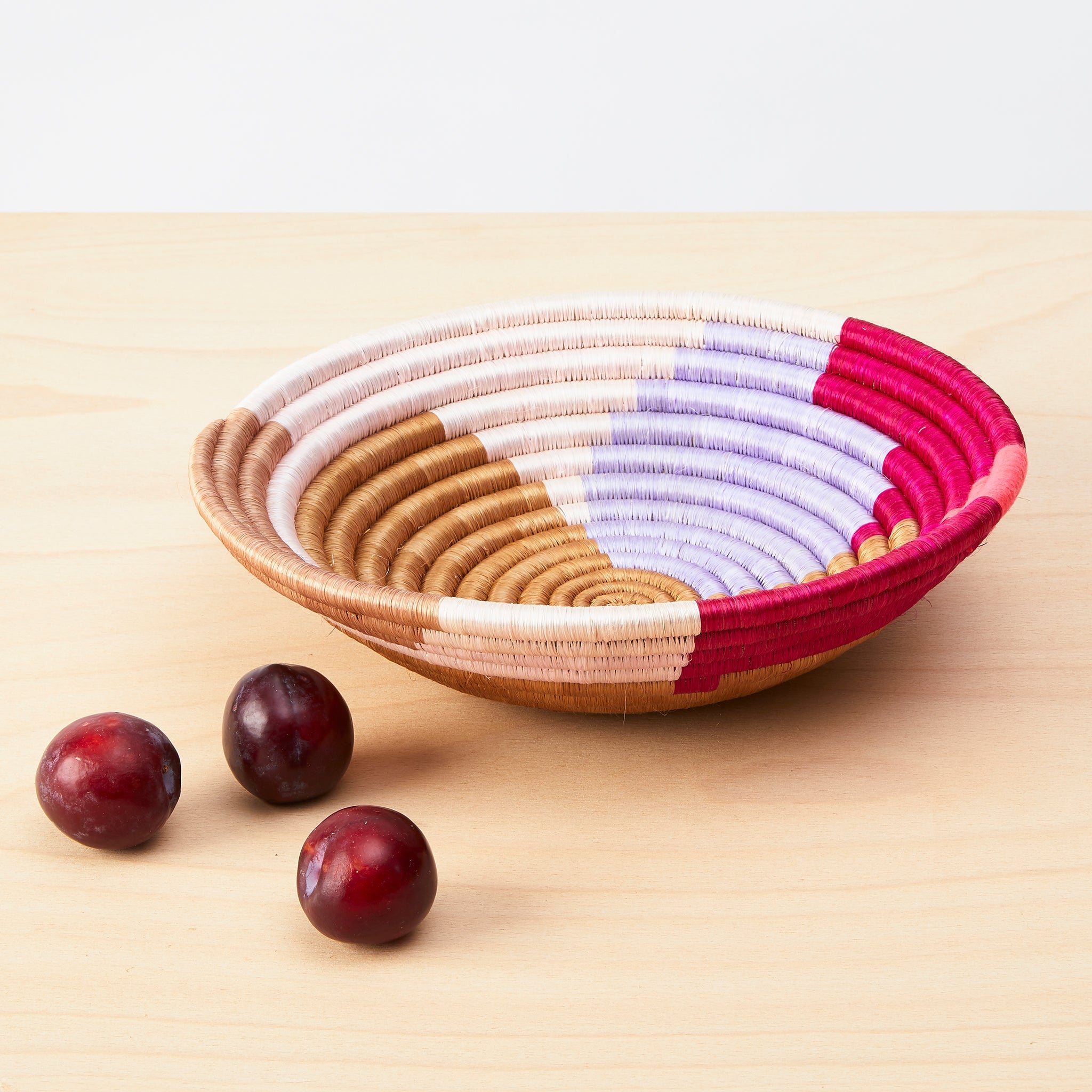 Wall plate and basket bowl magenta mauve - By Native
